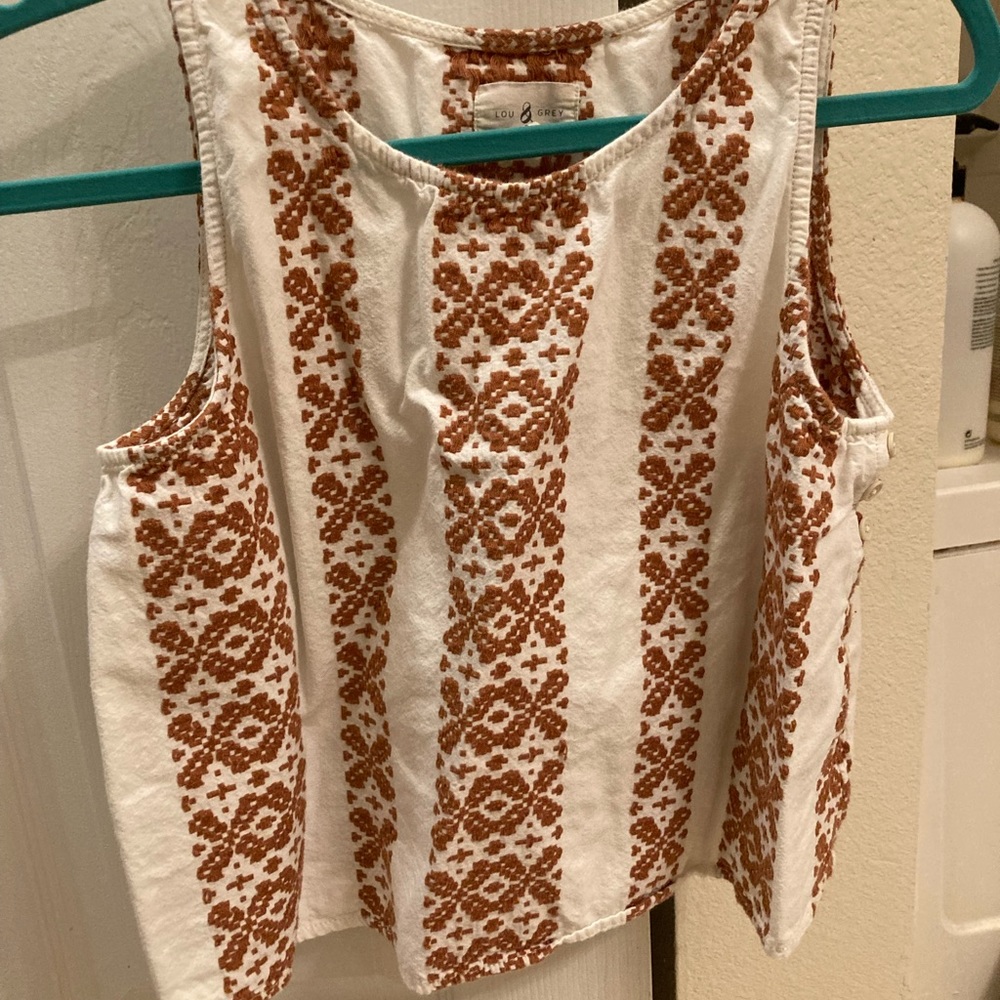 Lou and grey tank size medium